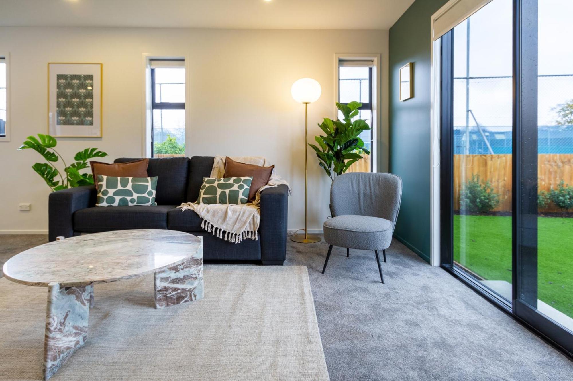 Serene Living 2 Bed With Carpark Christchurch Exterior photo