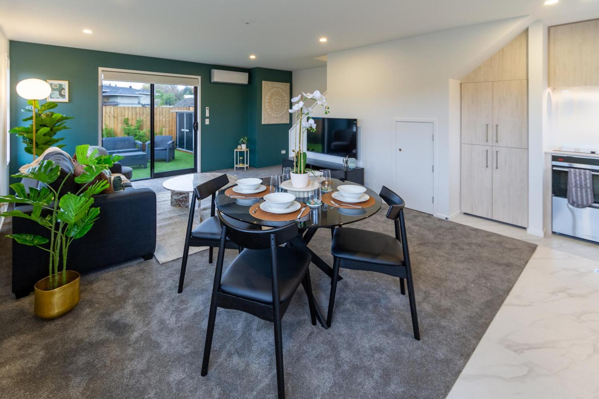 Serene Living 2 Bed With Carpark Christchurch Exterior photo